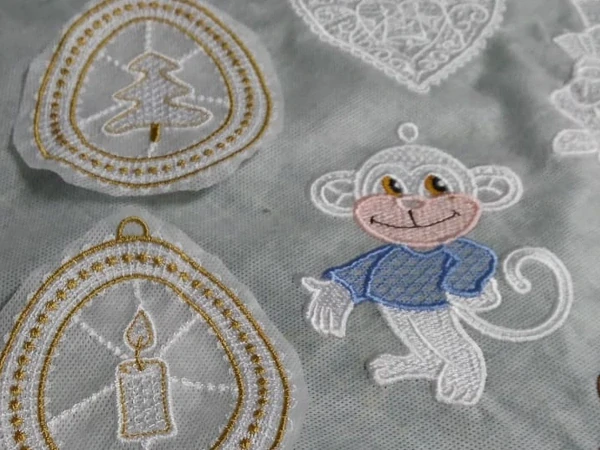 vodou rozpustný vlizelin LACE 70 (1m)