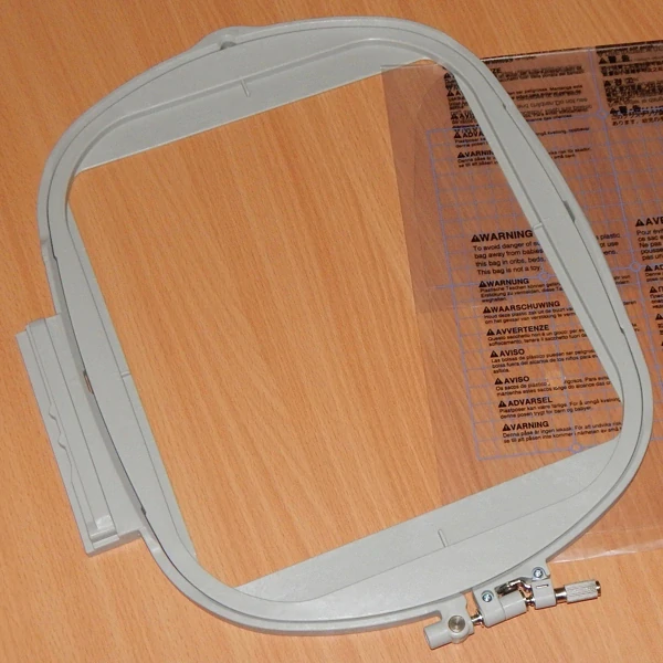 vyšívací rámeček Brother EF91 (20x20cm)