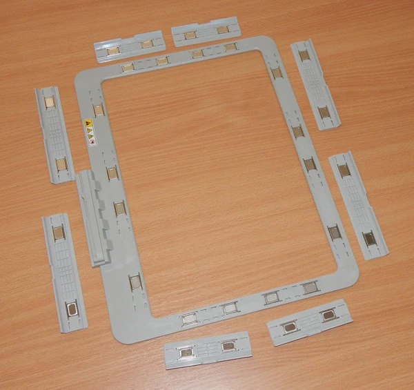 vyšívací rámeček Brother MF300 (18x30cm)(magnetický)