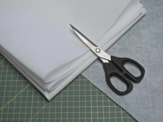 vlizelin - NOVOLIN 80 (1m) - bílá