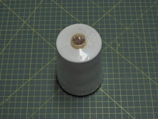 spodní niť - 10000m - bílá