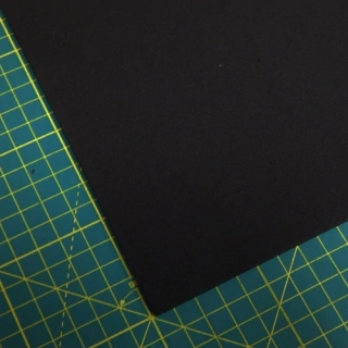 polyuretan - černý (31x46cm)